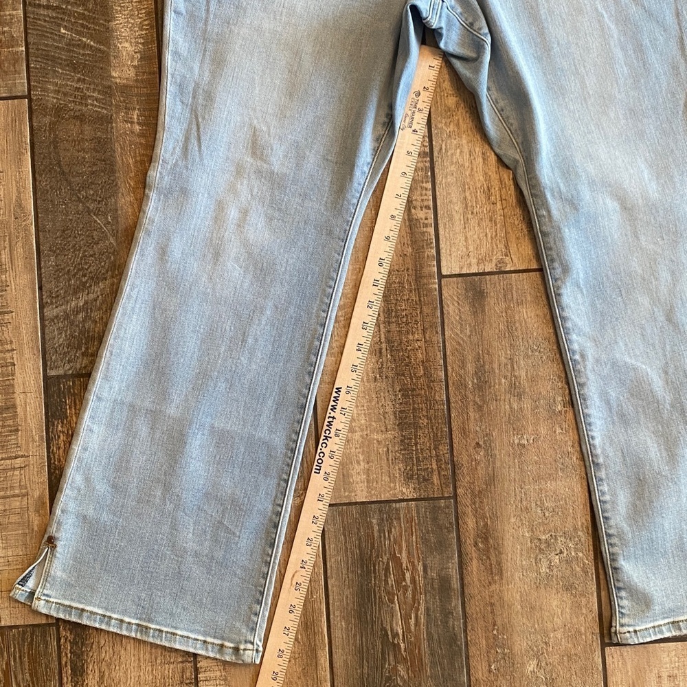 Judy Blue Bootcut Light Blue Boot Cut Leg Jeans 🆕 - Picture 9 of 12